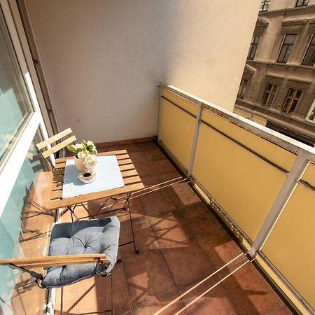 Vienna Lights Apartments - Burggasse Екстериор снимка